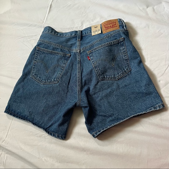 Levi’s midi 501 shorts - Picture 2 of 5